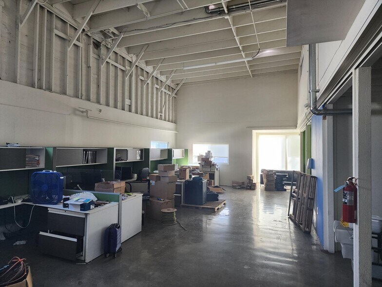 More Photos Of 1140 E Franklin Ave, El Segundo Light Manufacturing For Sale