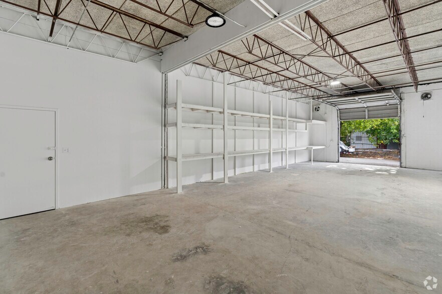More Photos Of 2020 W McNab Rd, Fort Lauderdale Unknown For Lease