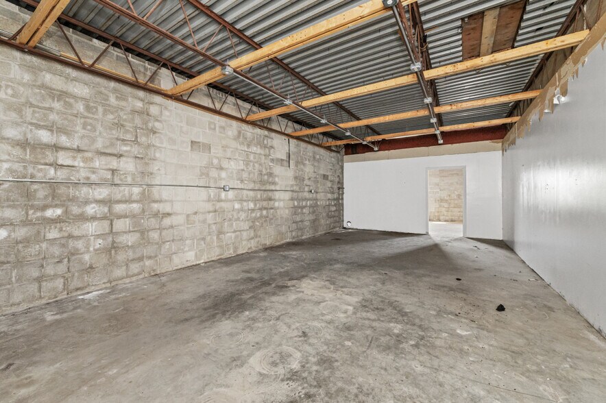 More Photos Of 11 Marlboro St, Malden Warehouse For Lease