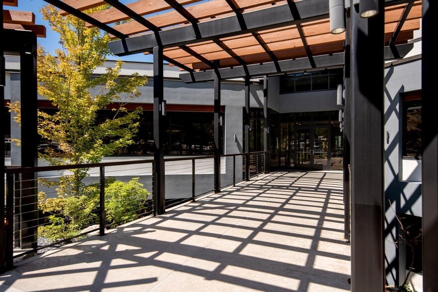 More Photos Of 6440 S Wasatch Blvd, Salt Lake City Office For Lease