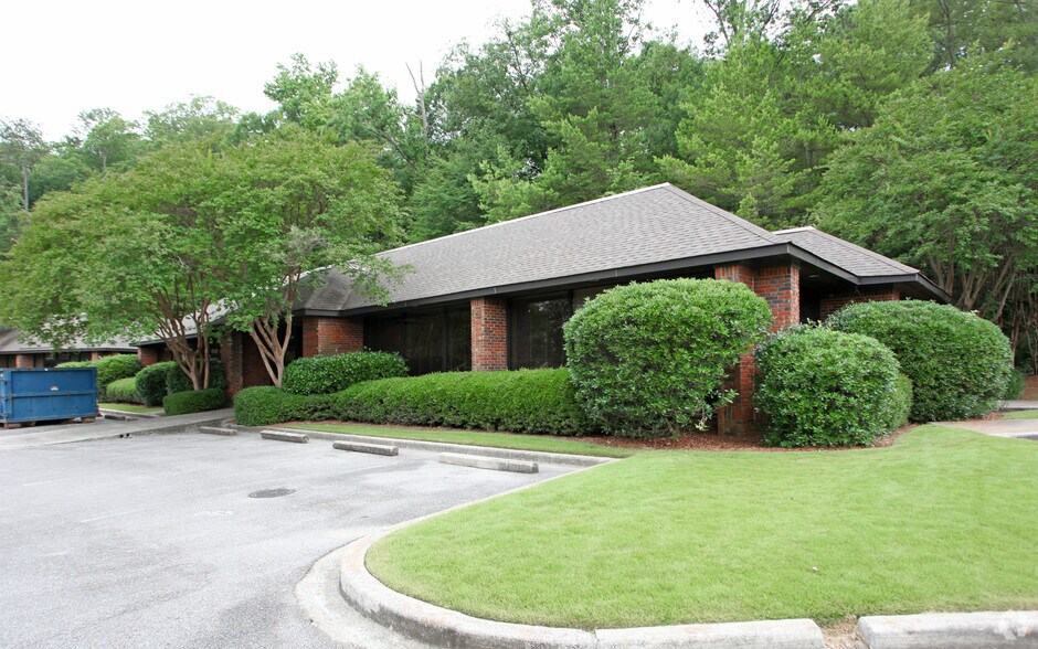 More Photos Of 3284 Morgan Dr, Birmingham Unknown For Lease