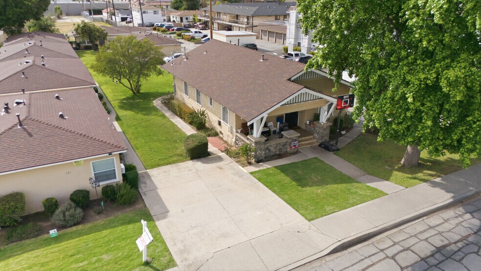 More Photos Of 121-127 N Pennsylvania Ave, Glendora Apartments For Sale
