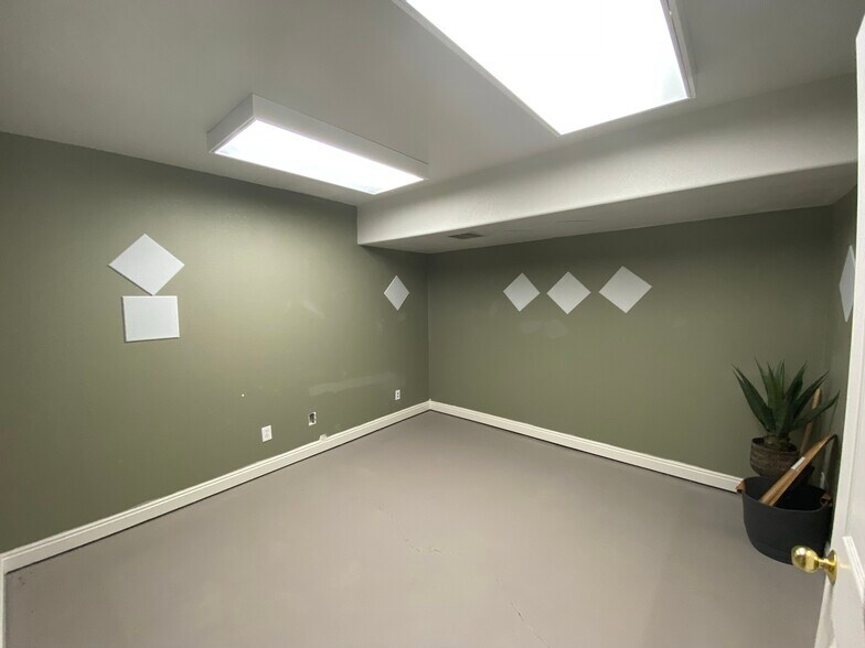 More Photos Of 300 Main St, Grand Junction Office Residential For Lease