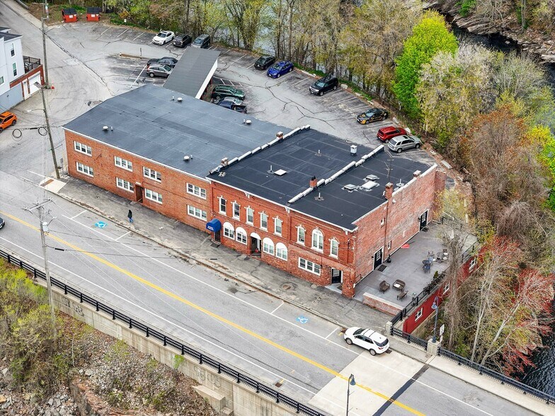 More Photos Of 90 Main St, Allenstown Apartments For Sale