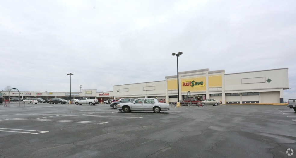 Primary Photo Of 807-825 Main St, Graham General Retail For Lease