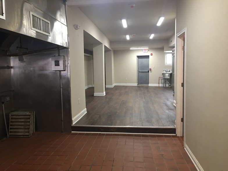 More Photos Of 709 West Ave, Jenkintown Restaurant For Sale