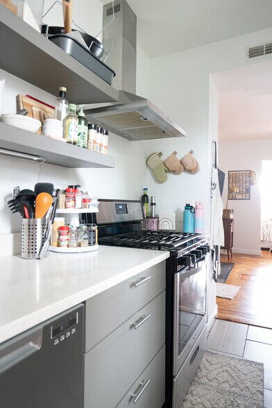 More Photos Of 121 Montgomery St, Newburgh Apartments For Sale