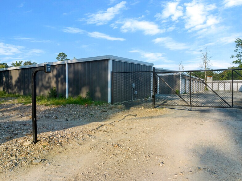 More Photos Of 21 Pinyon Rd, Broken Bow Specialty For Sale