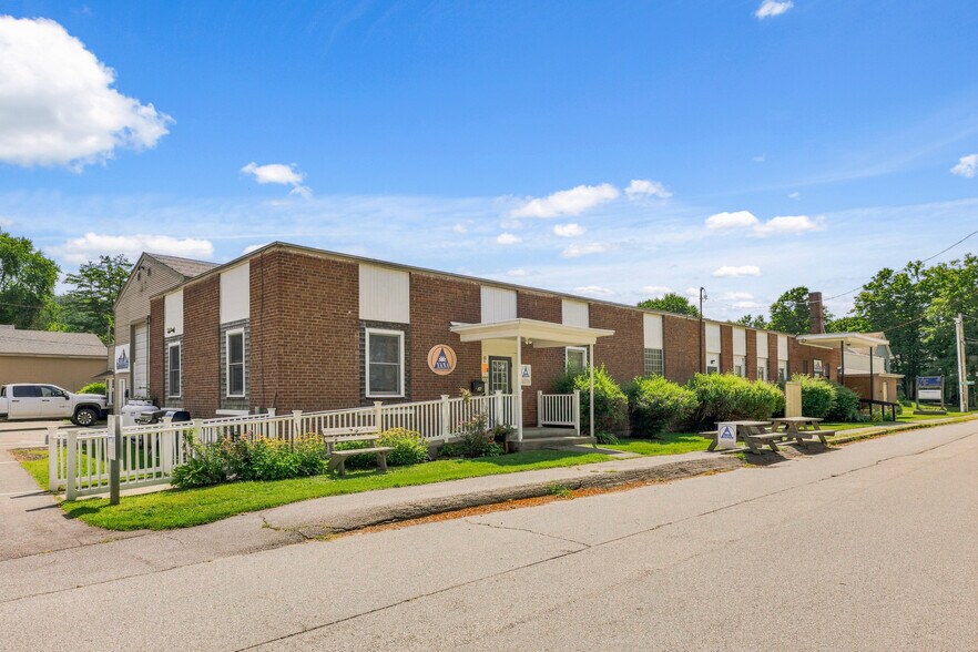 More Photos Of 36 Carpenter Street St, Keene Office For Sale