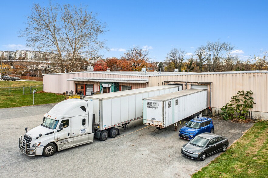 More Photos Of 680 Colwell Ln, Conshohocken Manufacturing For Lease