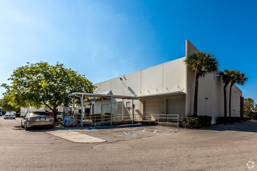 More Photos Of 13450 SW 126th St, Miami Warehouse For Lease