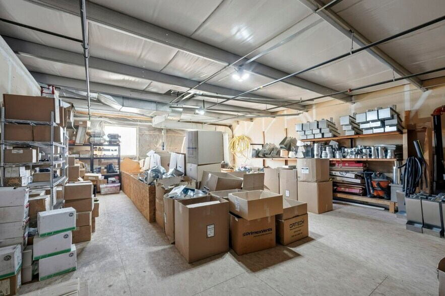 More Photos Of 10 Wrangler Pl, Rocky View C Warehouse For Lease