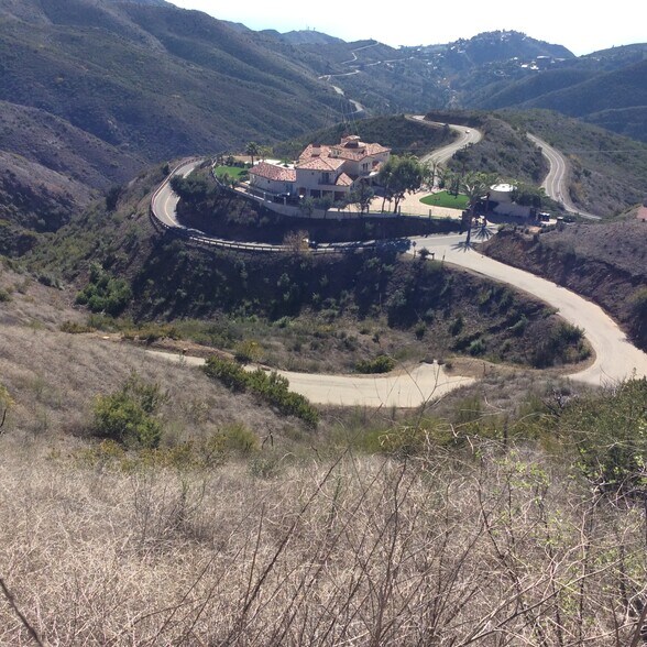 More Photos Of 2500 McReynolds, Malibu Land For Sale