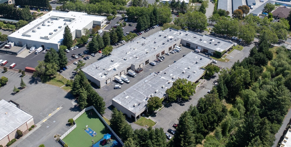 More Photos Of 6145-6167 State Farm Dr, Rohnert Park Research And Development For Lease
