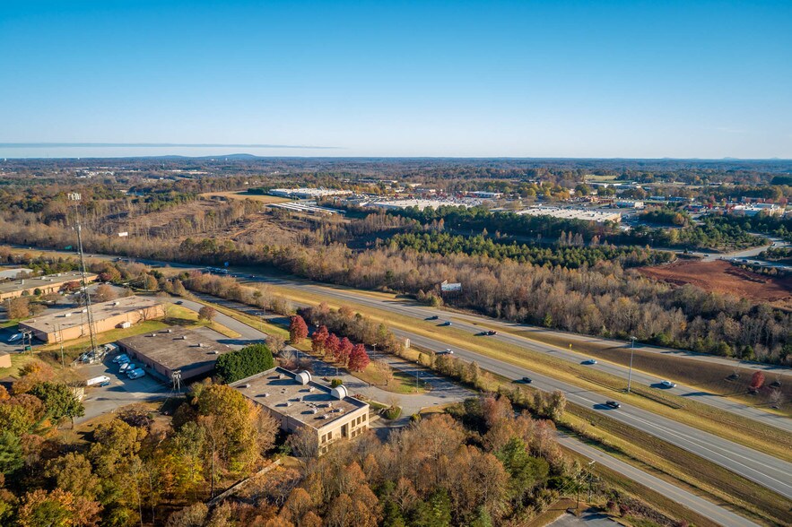 More Photos Of 1270 25th Street Pl SE, Hickory Medical For Lease