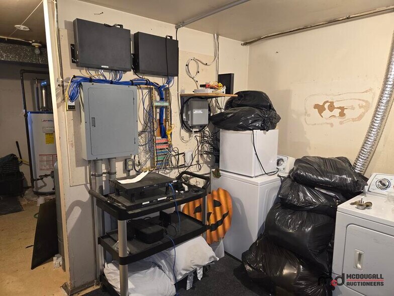 More Photos Of 775 W 5th Ave, Shaunavon Hotel For Sale