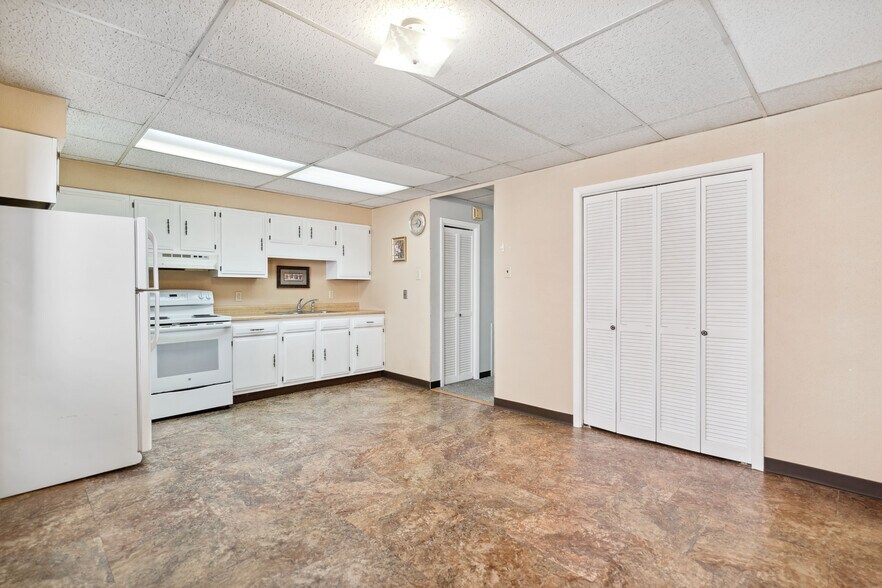 More Photos Of 314-316 W Main St, Monongahela Storefront Retail Office For Sale