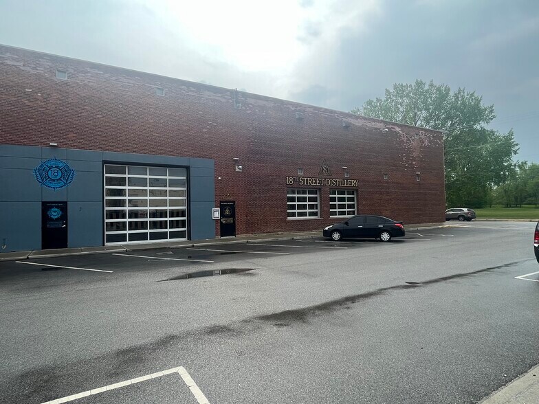 More Photos Of 5417 Oakley Ave, Hammond Warehouse For Sale