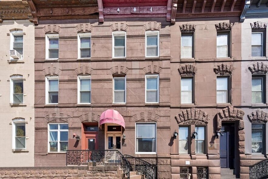 More Photos Of 1611 S Broad St, Philadelphia Specialty For Sale