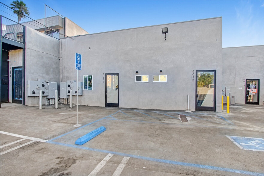 More Photos Of 5011-5019 Lankershim Blvd, North Hollywood Storefront Retail Residential For Lease