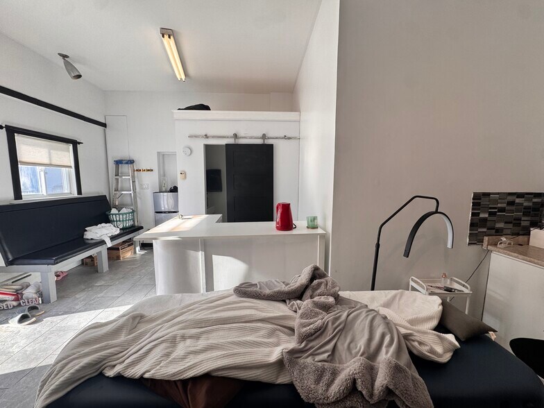 More Photos Of 256 Hazel St, Sudbury General Retail For Lease