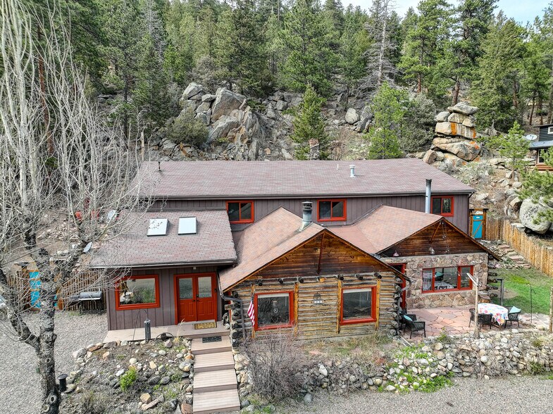 More Photos Of 468 Riverside Dr, Lyons Specialty For Sale