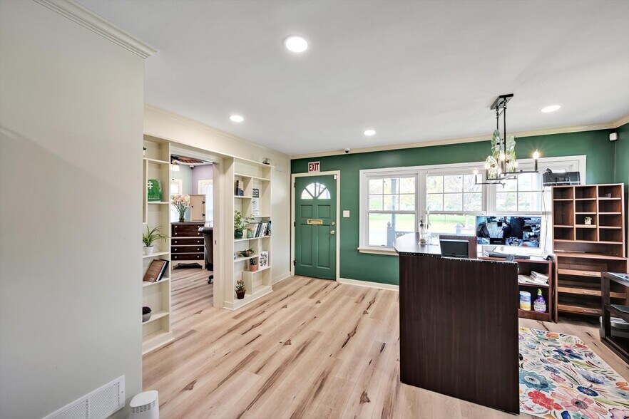 More Photos Of 3419 Market St, Camp Hill Storefront Retail Office For Sale