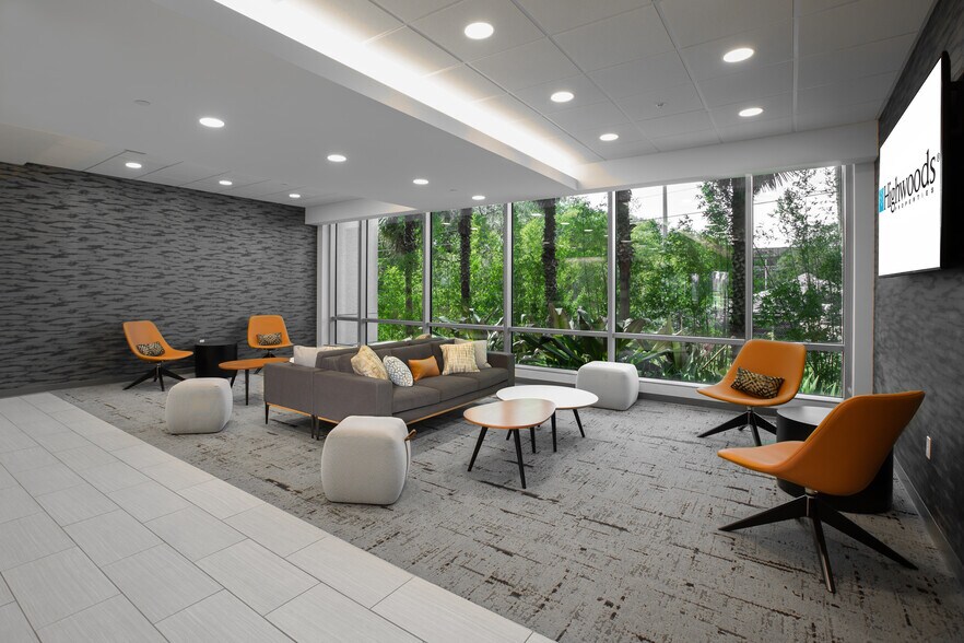 More Photos Of 5332 Avion Park Dr, Tampa Office For Lease