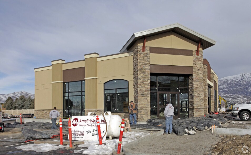 More Photos Of Alpine Hwy @ Highway 92, Highland Unknown For Lease