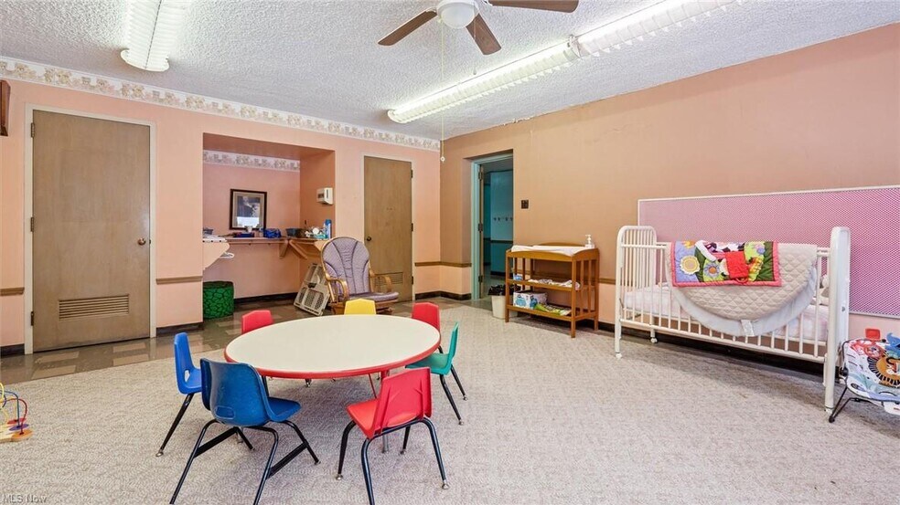 More Photos Of 130 N 7th St, Cambridge Religious Facility For Sale