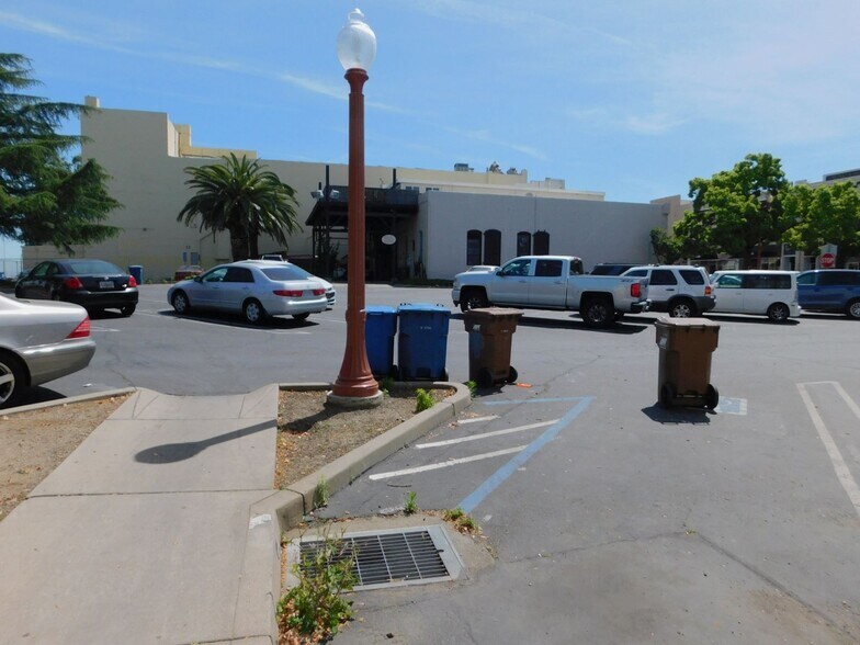 More Photos Of 101 H St, Antioch Storefront Retail Office For Lease