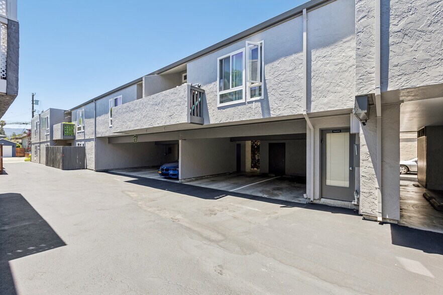 More Photos Of 1411 Oxford St, Redwood City Apartments For Sale