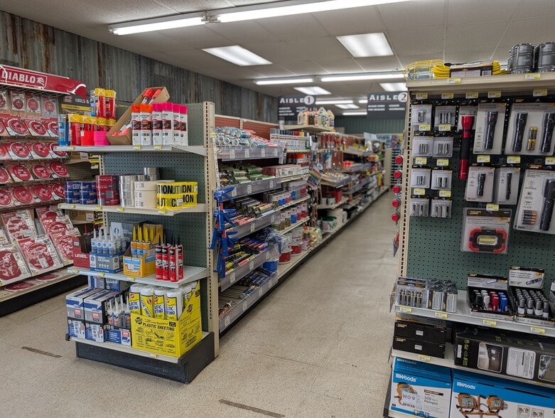 More Photos Of 612 Ball Street, Perry Storefront Retail Office For Sale