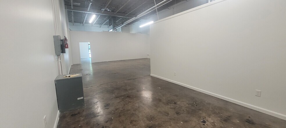 More Photos Of 800 Lambert Dr NE, Atlanta Loft Creative Space For Lease