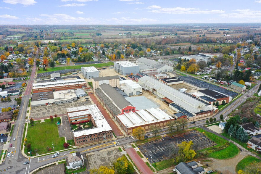 More Photos Of 105 N Sandusky St, Mount Vernon Unknown For Lease