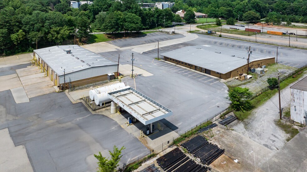 More Photos Of 2770 Peyton Rd NW, Atlanta Warehouse For Lease