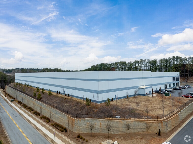 More Photos Of 2805 Vista Ridge Dr, Suwanee Warehouse For Lease
