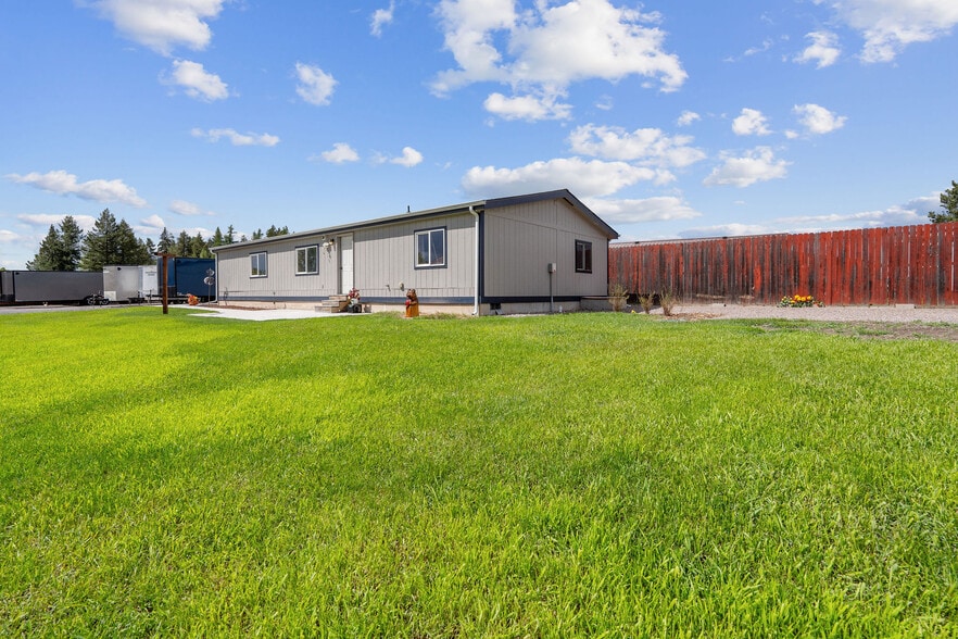 More Photos Of 83 Sweebee Ln, Columbia Falls Multifamily For Sale