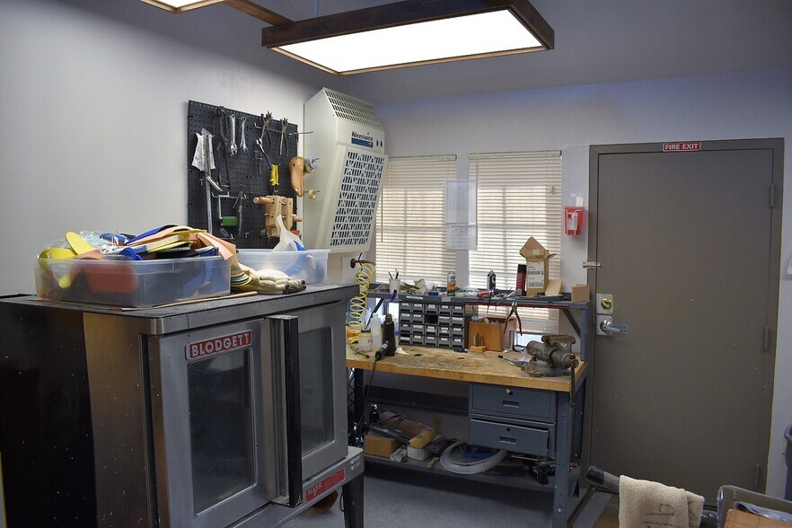 More Photos Of 3319-3321 Mission Dr, Santa Cruz Medical For Lease