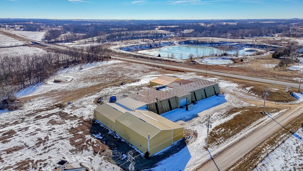 More Photos Of 1292 SW 125th Rd, Holden Light Manufacturing For Sale