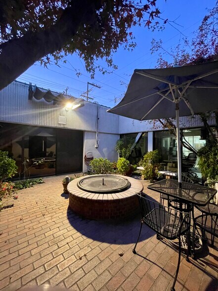 More Photos Of 124 N Vignes St, Los Angeles Loft Creative Space For Lease