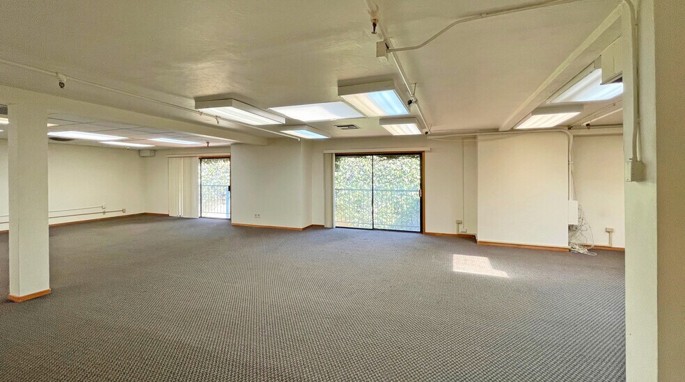 More Photos Of 2505 Channing Way, Berkeley Storefront Retail Office For Lease