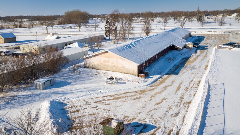 More Photos Of 675 Grant St, Winneconne Bowling Alley For Sale
