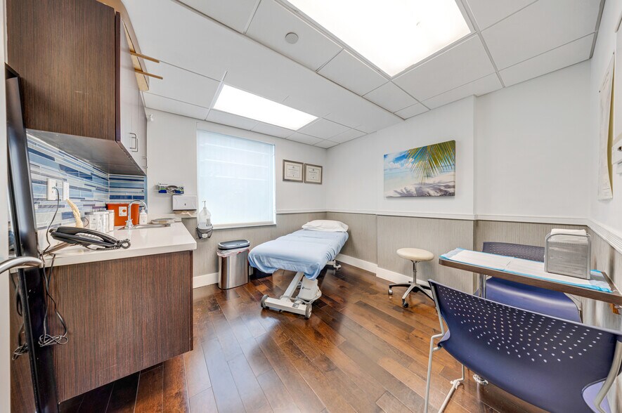 More Photos Of 1693 SW 27th Ave, Miami Office For Sale