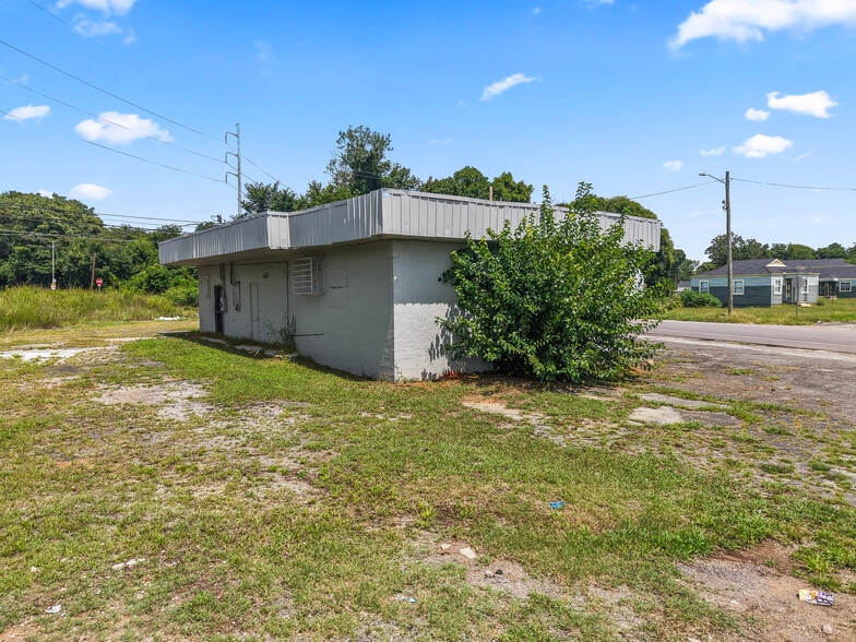 More Photos Of 2 S Park Rd SW, Birmingham General Retail For Sale