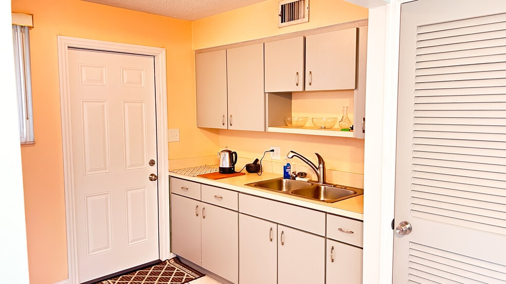 More Photos Of 320 N 3rd St, Flagler Beach Apartments For Sale