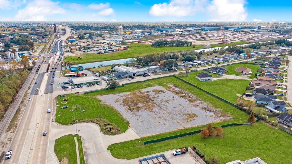 More Photos Of 3006 Belle Chasse Hwy, Terrytown Land For Sale