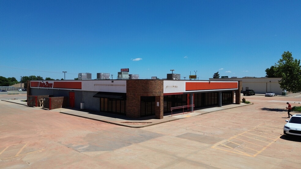 Primary Photo Of 6444 NW Expressway St, Oklahoma City Unknown For Lease