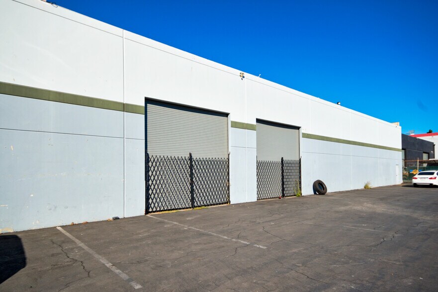 More Photos Of 6840-6846 Suva St, Bell Gardens Unknown For Lease