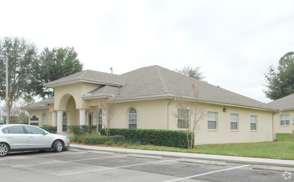 Primary Photo Of 14438 University Cove Pl, Tampa Medical For Lease